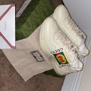 Gucci Rhyton w/ Gucci Symbol